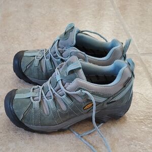 Keen Hiking Shoes